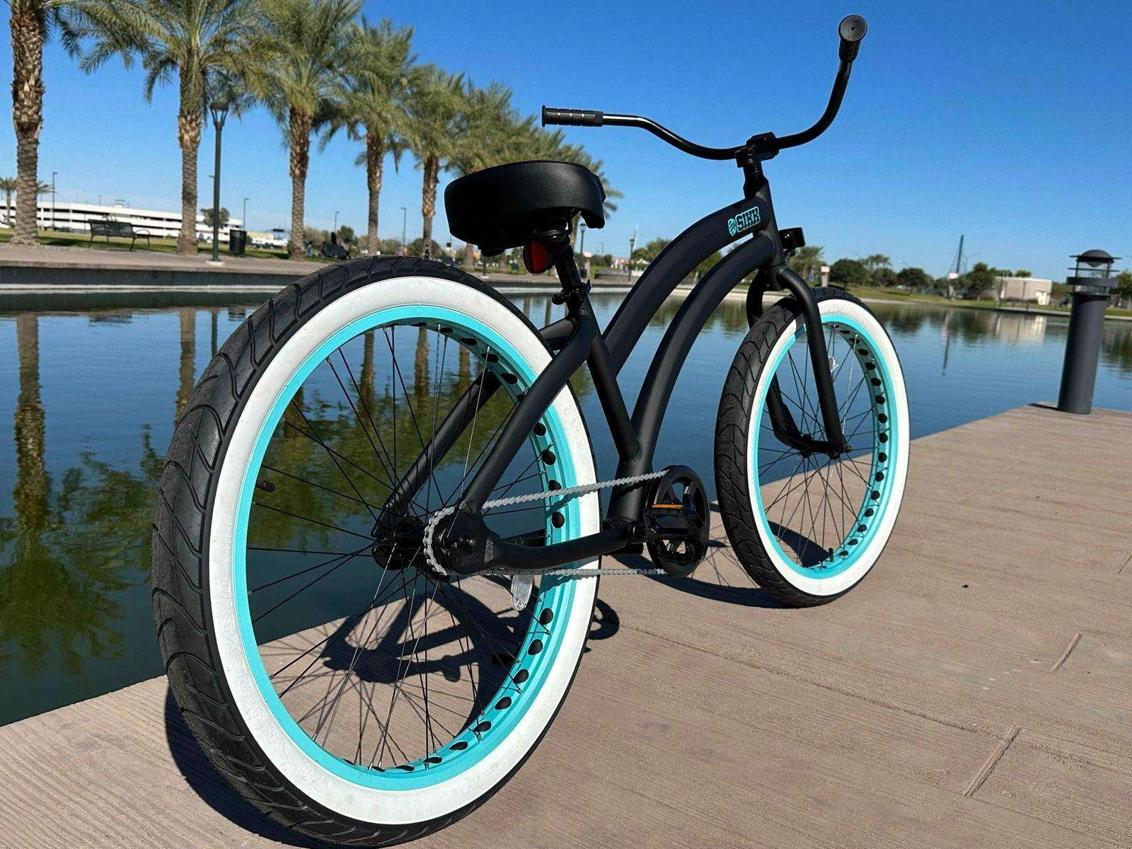 Damen SIKK Breite Fahrt Singlespeed-Rad Alurahmen Schwarz Teal Räder Weißwandreifen Ein Traum für jede Dame.