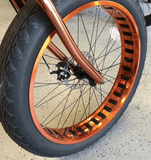 Zwei 26x4 Schwarze Reifen: Maximale Traktion, unschlagbarer Grip. Dein Bike, dein Abenteuer!